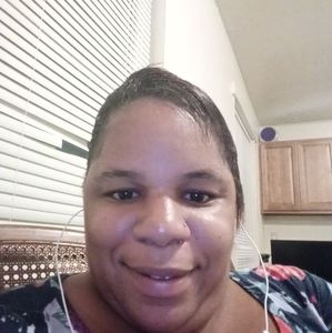 Meet your Posher, Carolyn